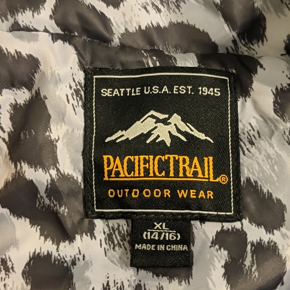 Jacket - Picture 3 of 6